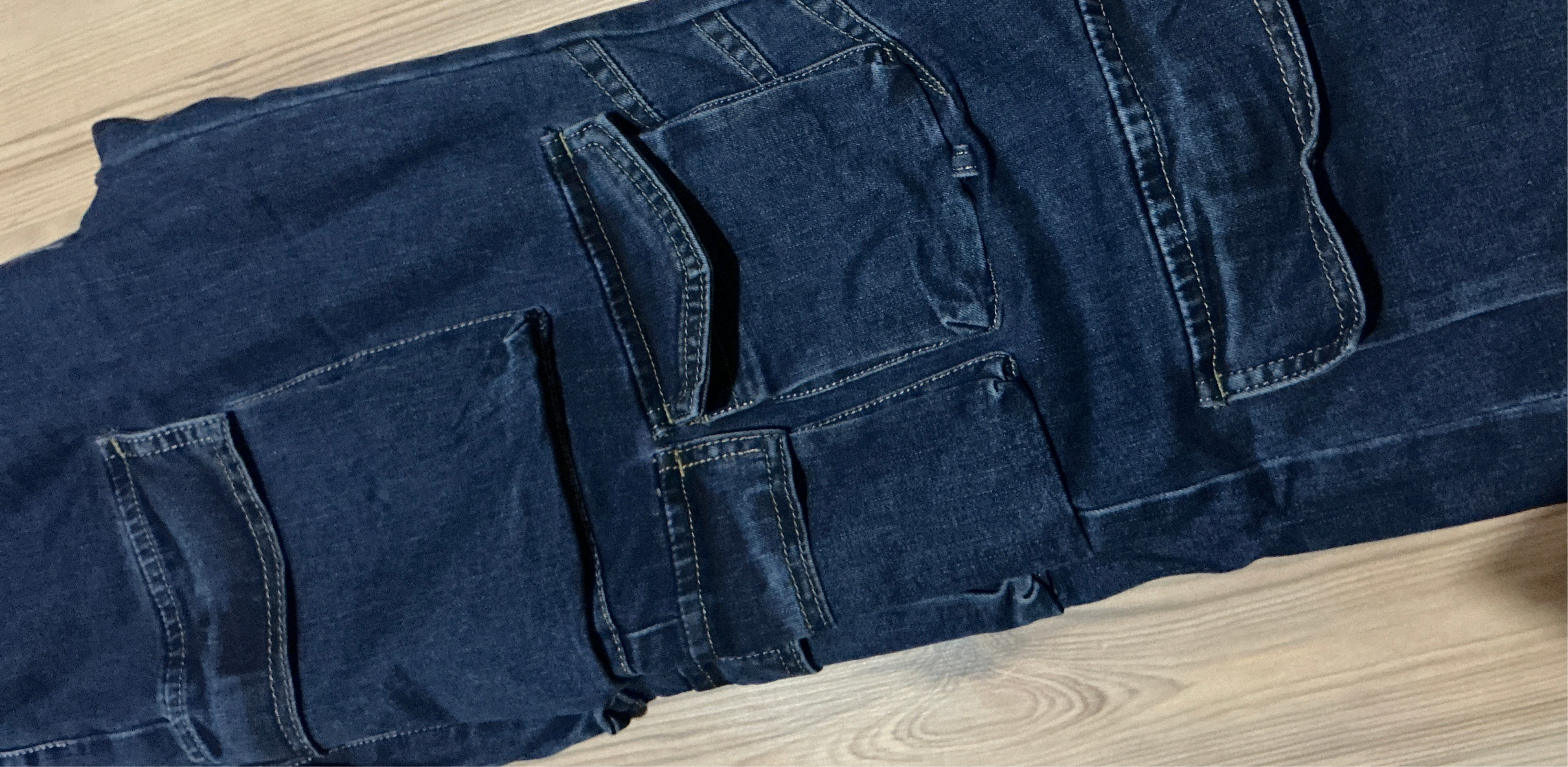 Pantalón triple cargo