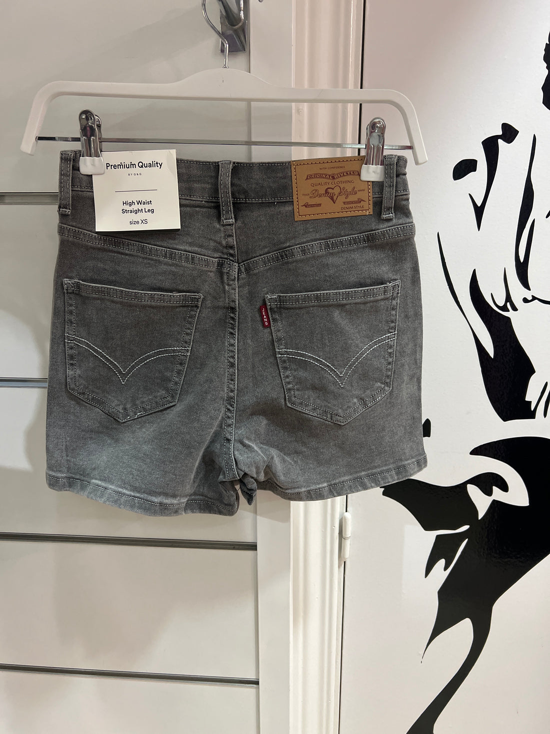 Falda gris goma