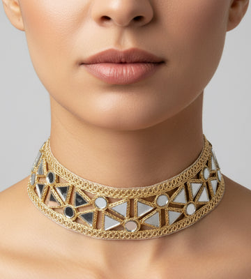 Collar tira