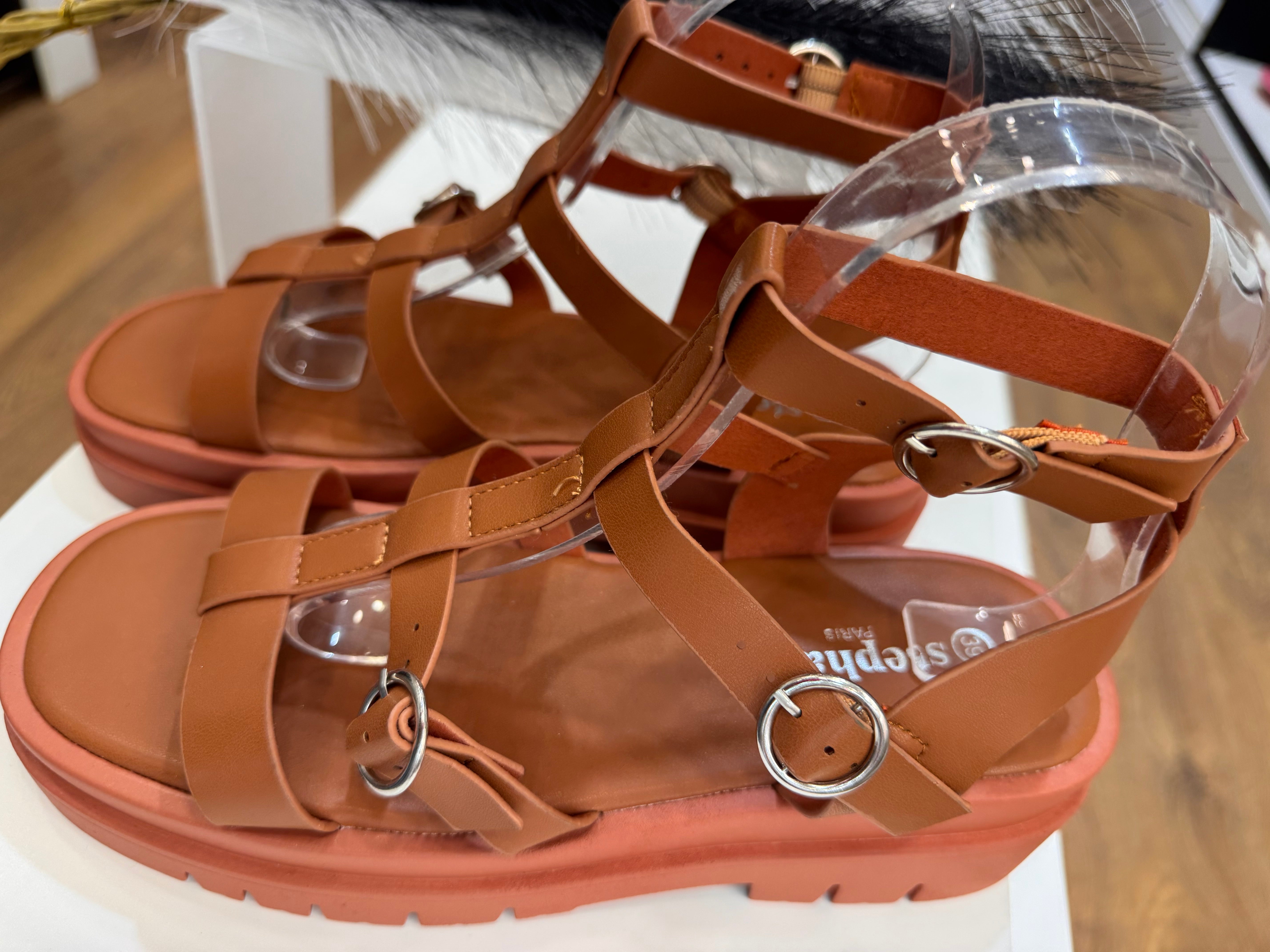 Zapatillas romanas