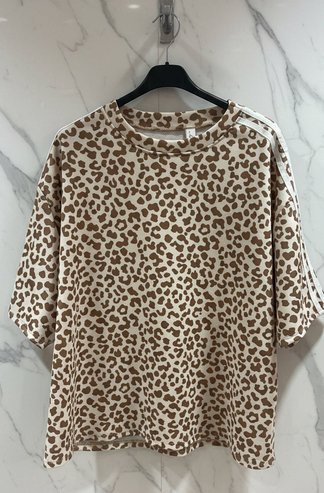 Camiseta oversize leopardo