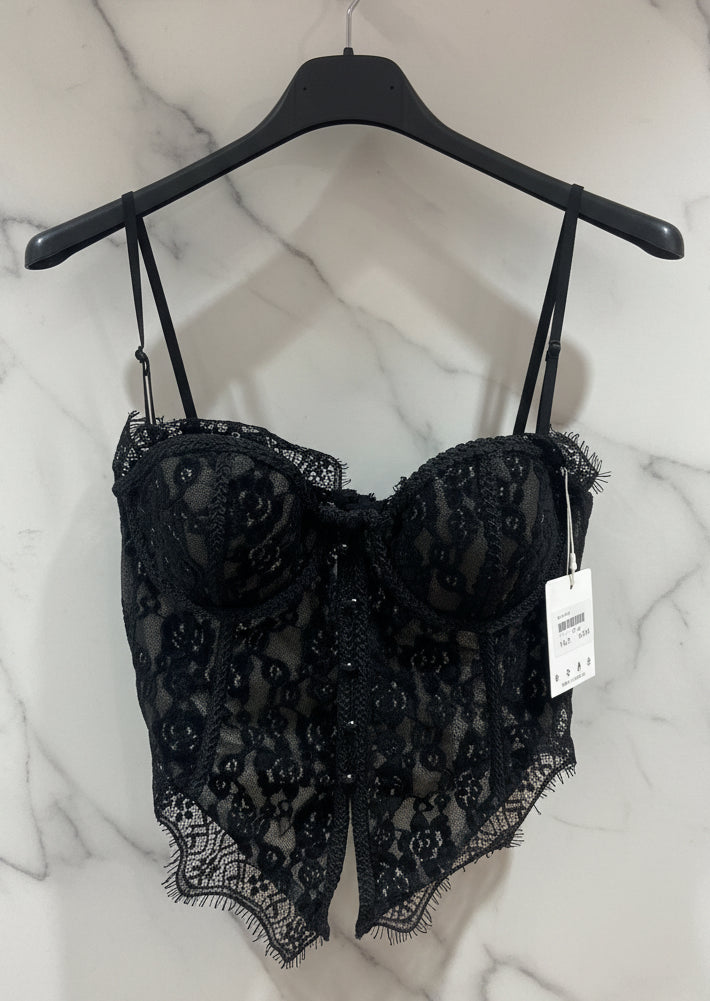Top Leila