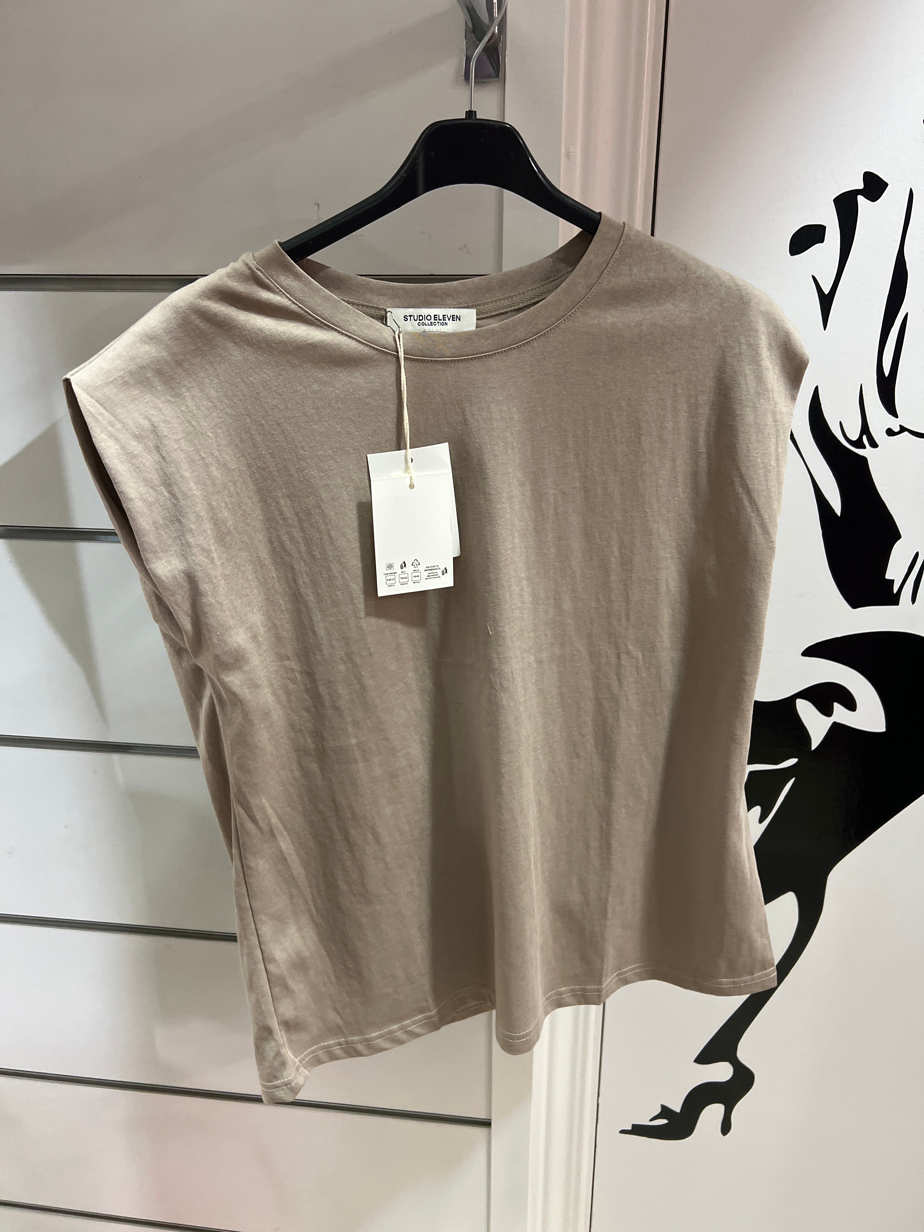 Camiseta hombros