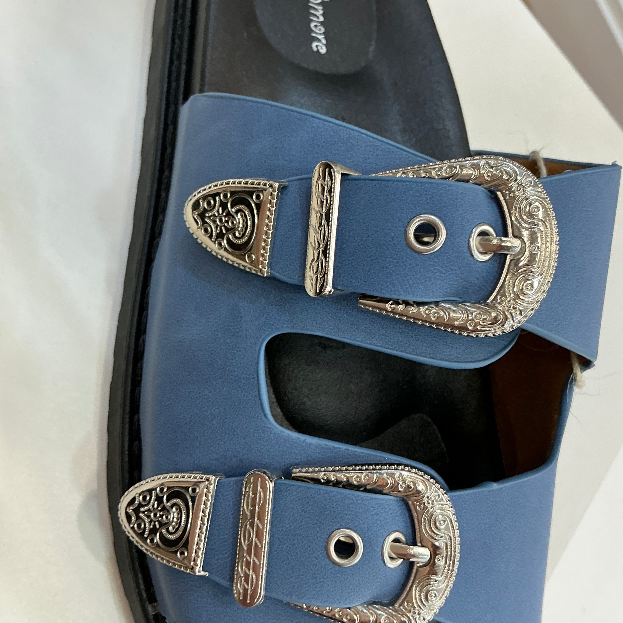 Zapatillas, doble broche