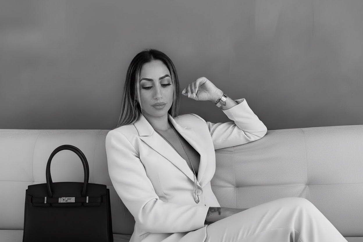 slider image slider_item_VHXAwg