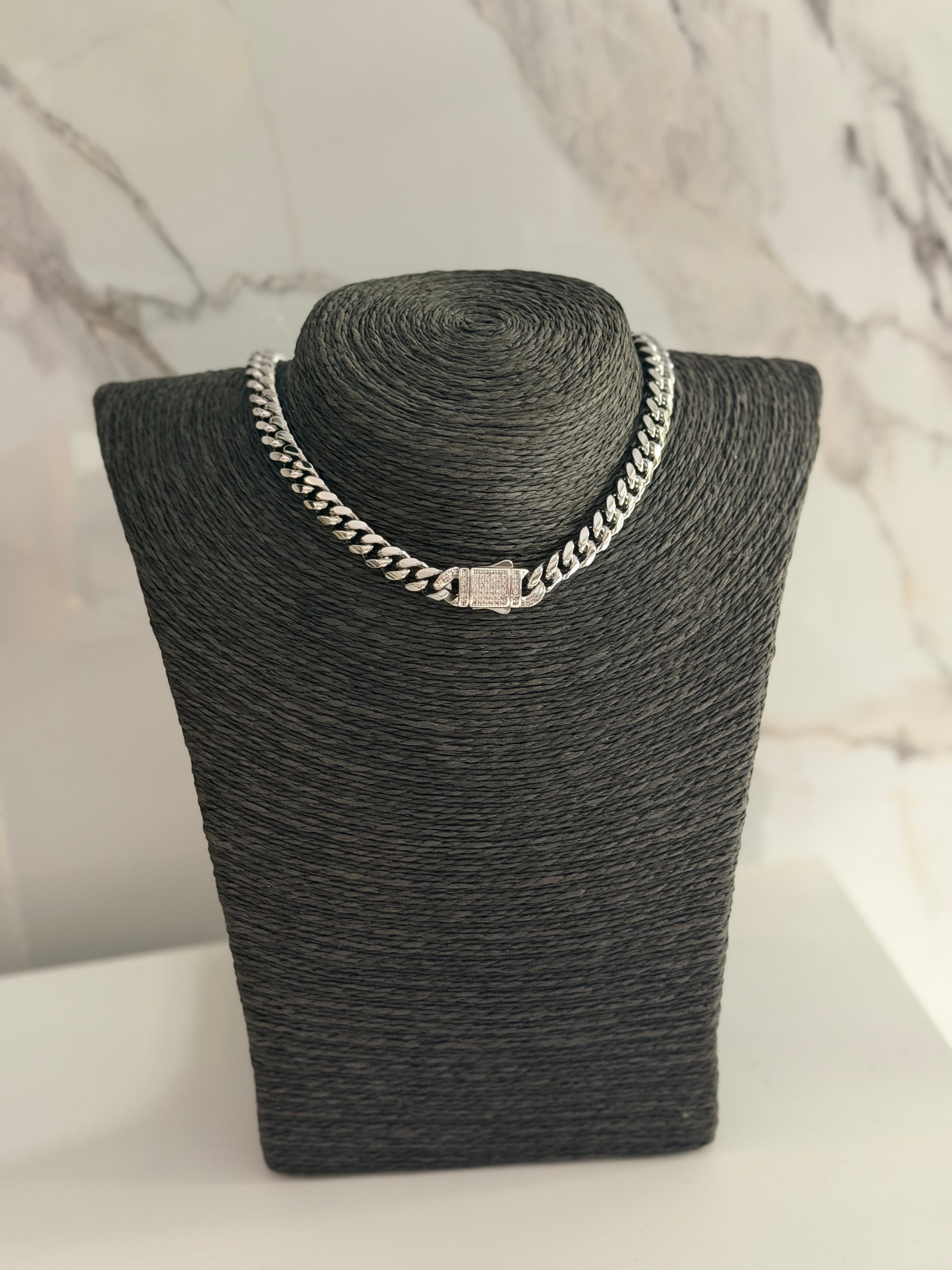 Collar cubana suelto plata