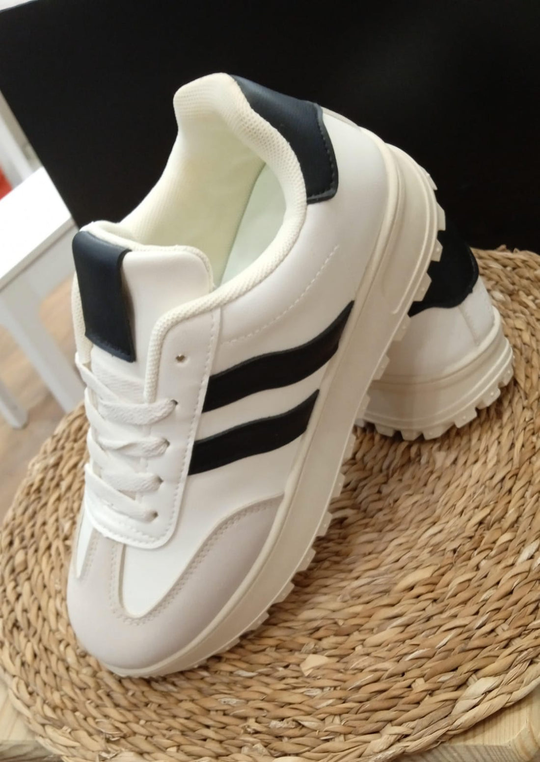 Tenis Ari
