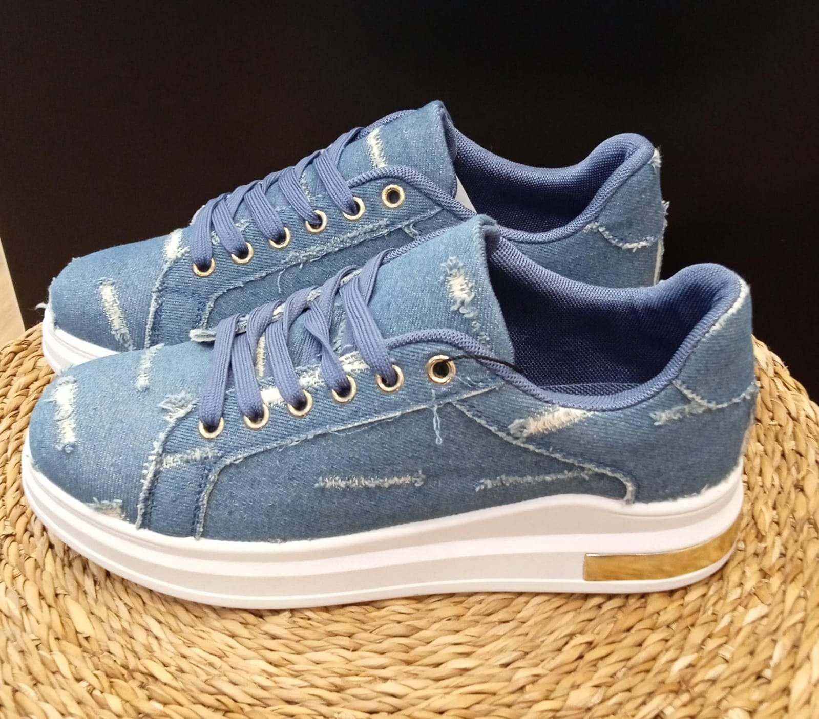 Tenis vaquero
