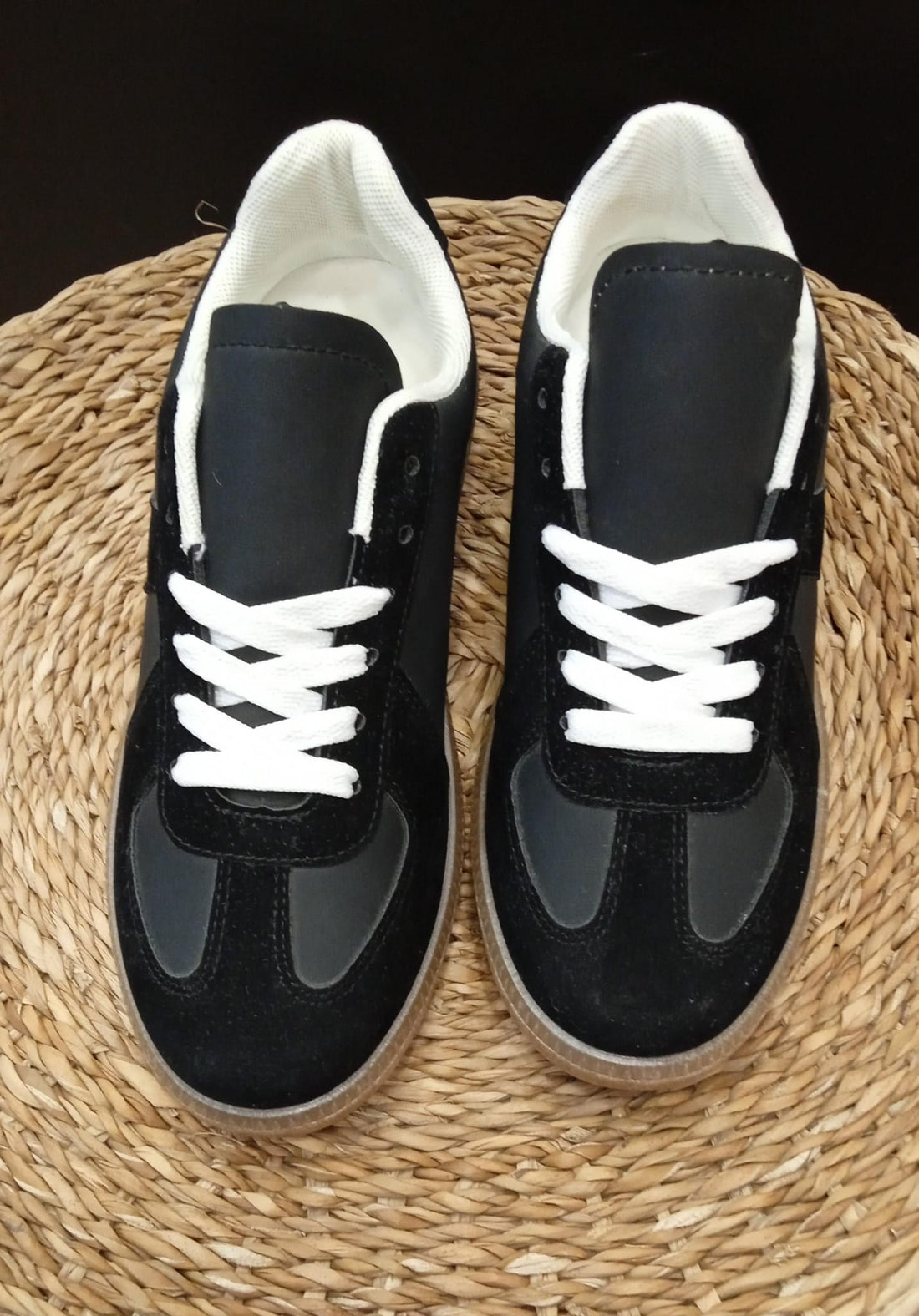 Tenis gasel