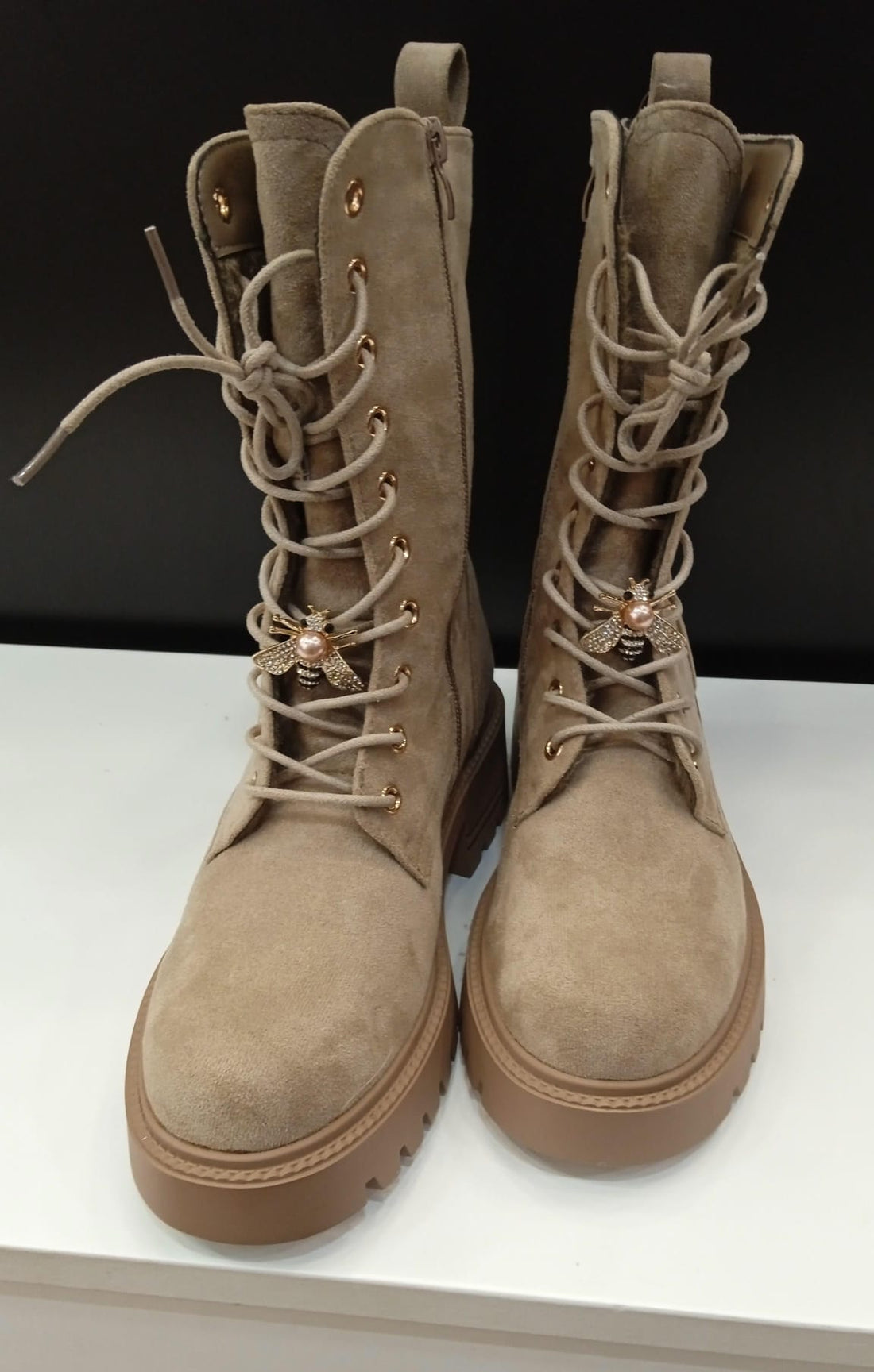 Bota Jessi