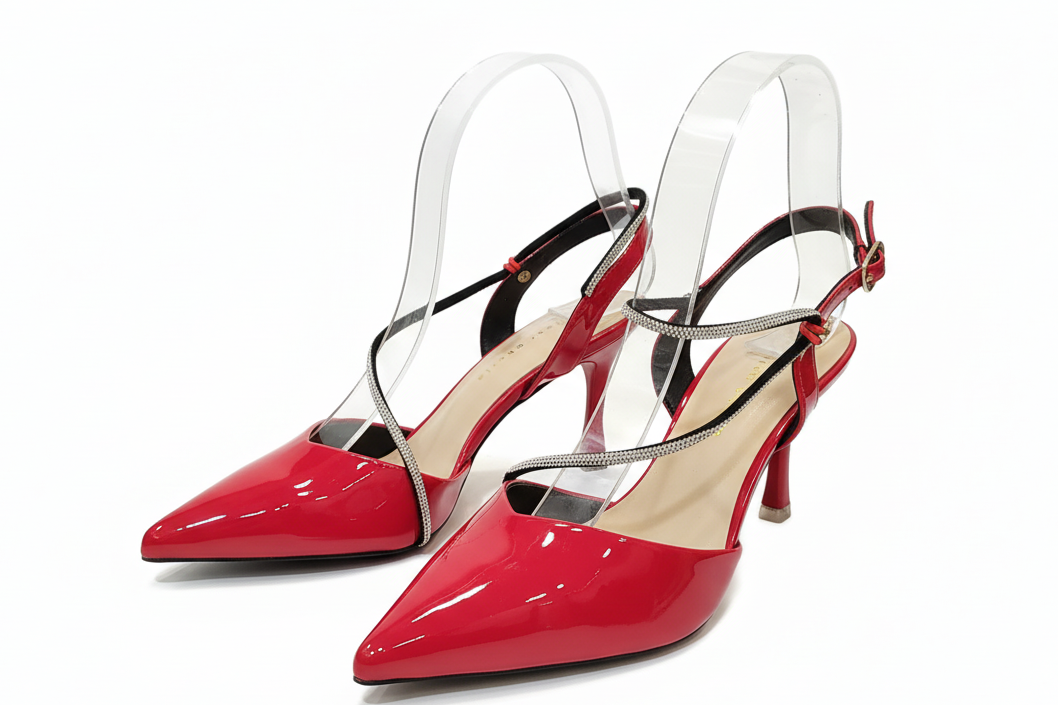 Tacón charol tira brillo